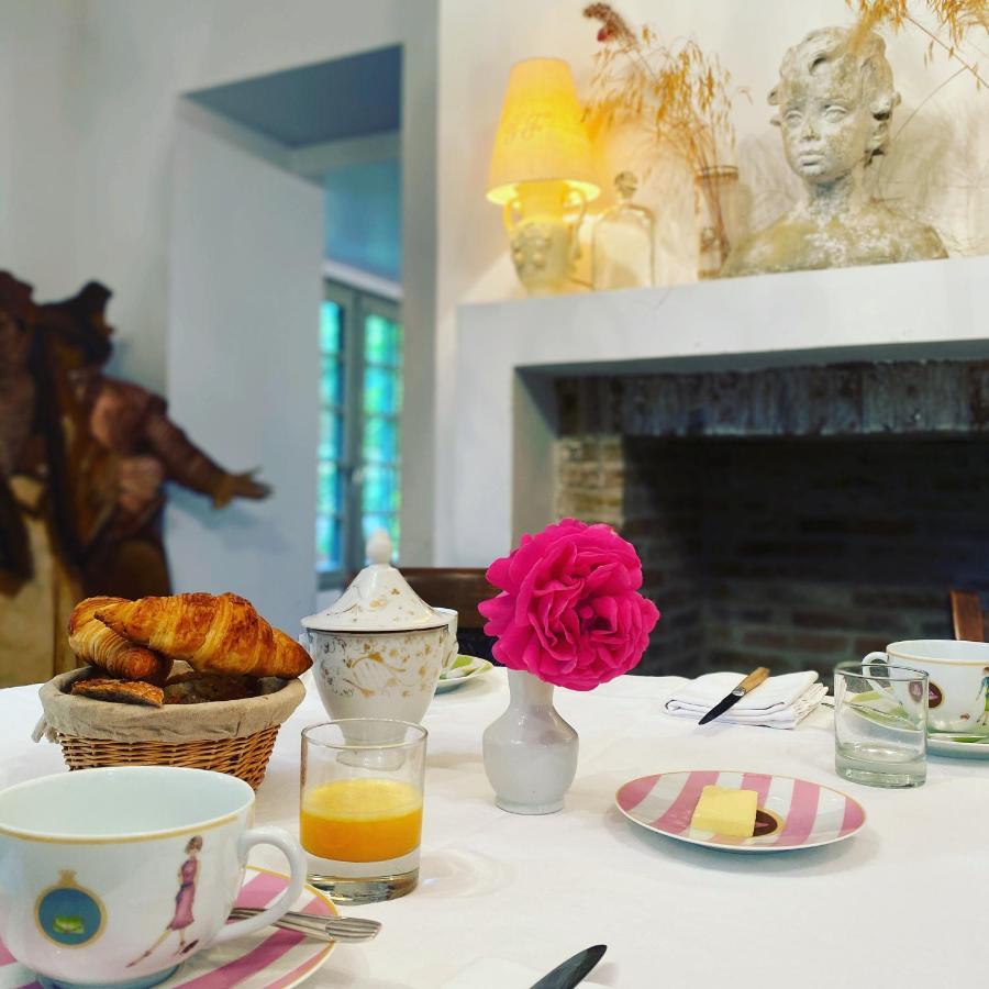 La Maison D'Aline - Honfleur - Maison D'Hote De Charme A La Normande ペンヌドゥピ エクステリア 写真